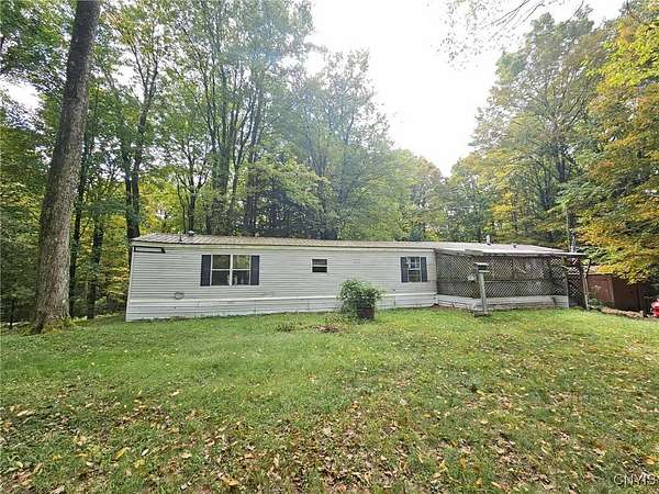 2.77 Acres of Residential Land with Home for Sale in Bernhards Bay, New York