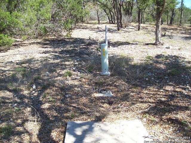 1.38 Acres of Residential Land for Sale in Canyon Lake, Texas