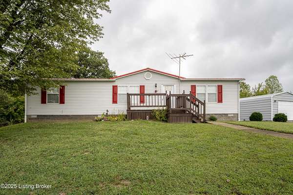 8.82 Acres of Residential Land with Home for Sale in Battletown, Kentucky