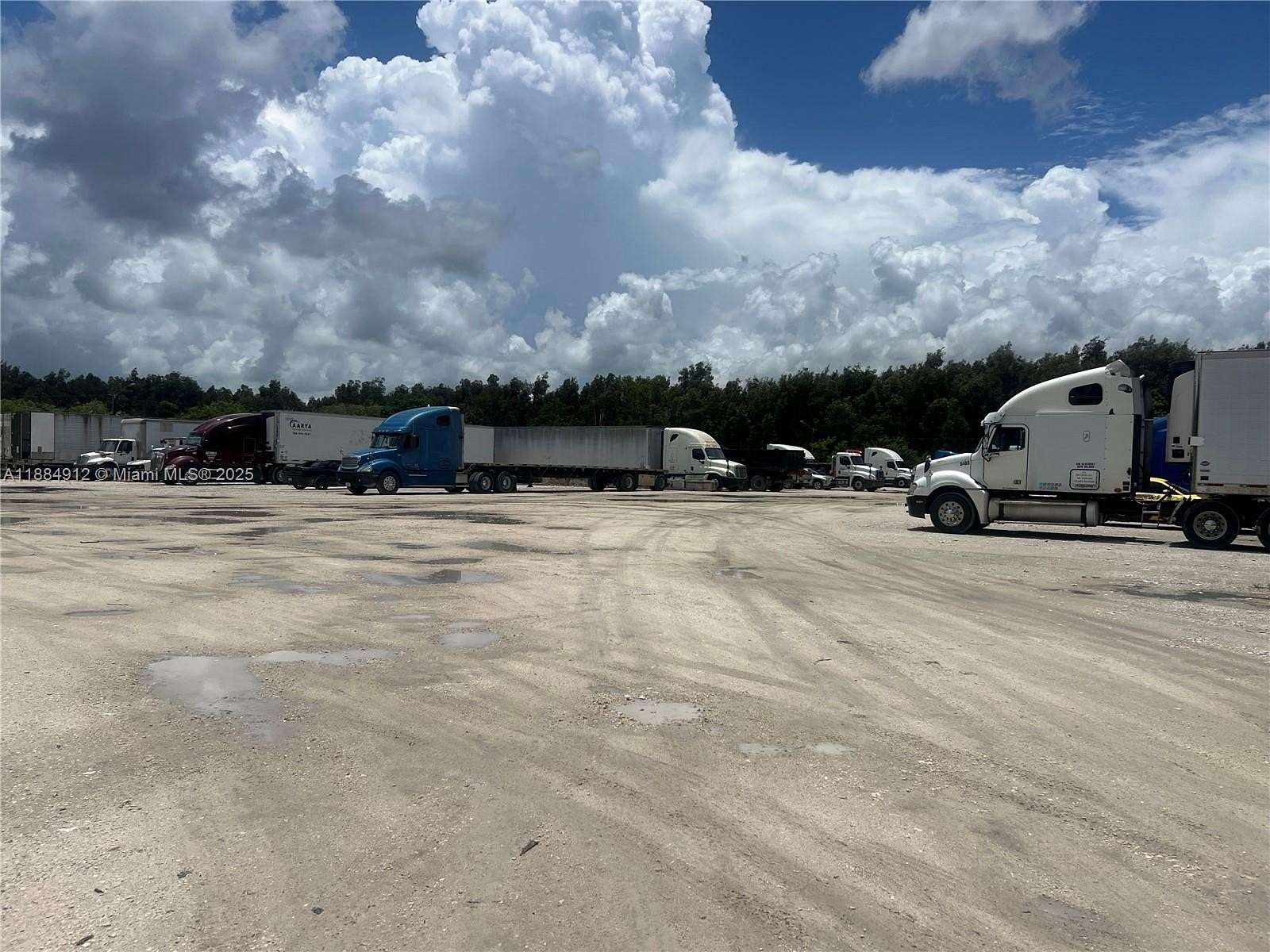 5 Acres of Residential Land for Sale in Hialeah, Florida