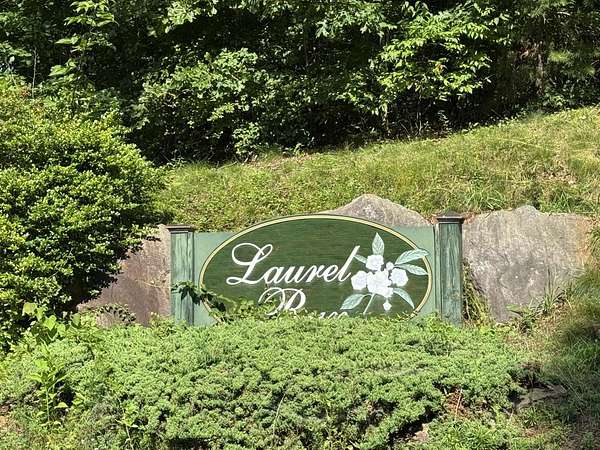 5.32 Acres of Residential Land for Sale in Callaway, Virginia