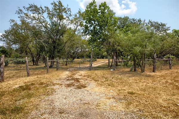 7.12 Acres of Residential Land with Home for Sale in Dale, Texas
