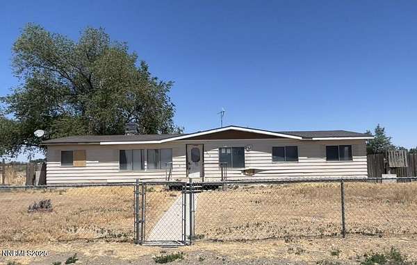 5 Acres of Residential Land with Home for Sale in Winnemucca, Nevada