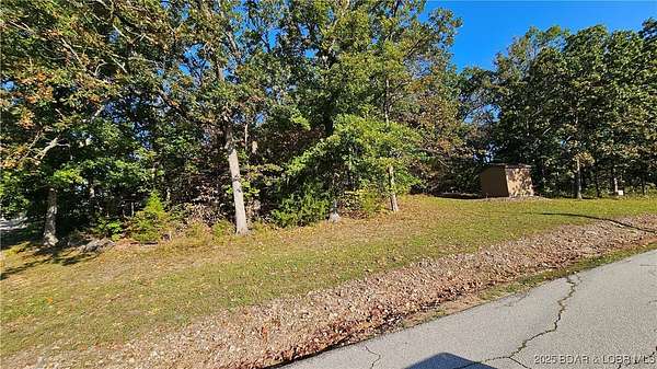 1.36 Acres of Residential Land for Sale in Camdenton, Missouri