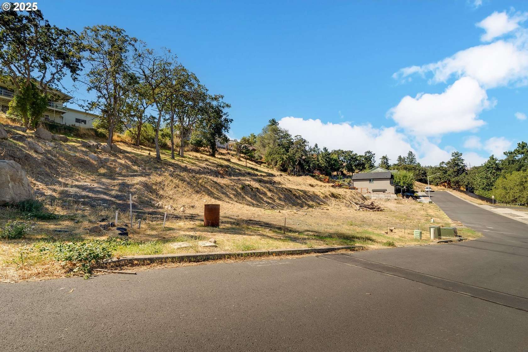 0.09 Acres of Residential Land for Sale in The Dalles, Oregon