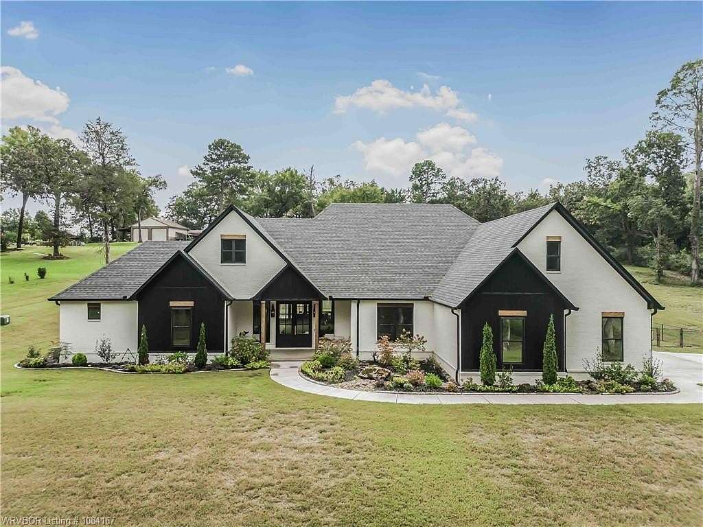 4.6 Acres of Residential Land with Home for Sale in Fort Smith, Arkansas