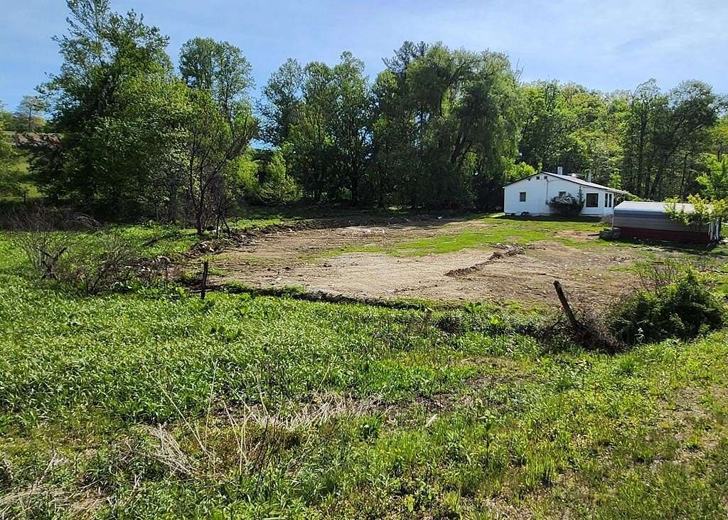 1.54 Acres of Land with Home for Sale in Fancy Gap, Virginia
