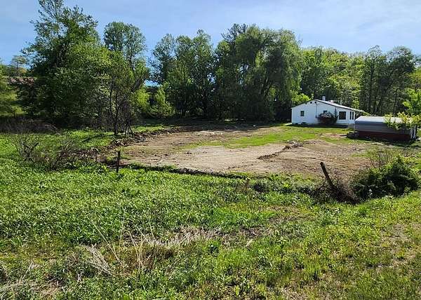 1.54 Acres of Land with Home for Sale in Fancy Gap, Virginia