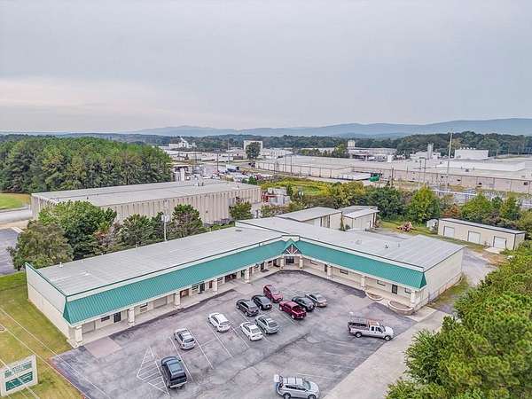 2.42 Acres of Improved Commercial Land for Sale in Dalton, Georgia