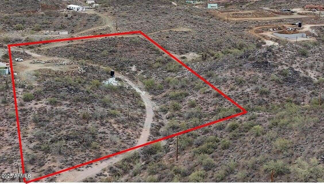 1.25 Acres of Residential Land for Sale in New River, Arizona
