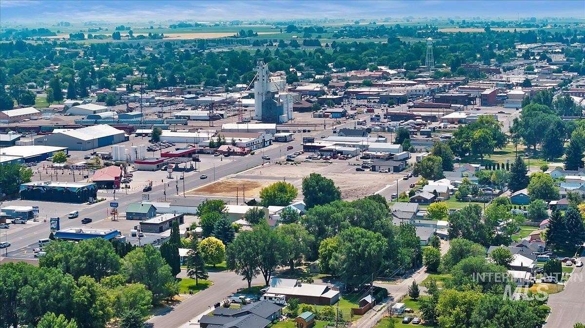 0.28 Acres of Mixed-Use Land for Sale in Burley, Idaho