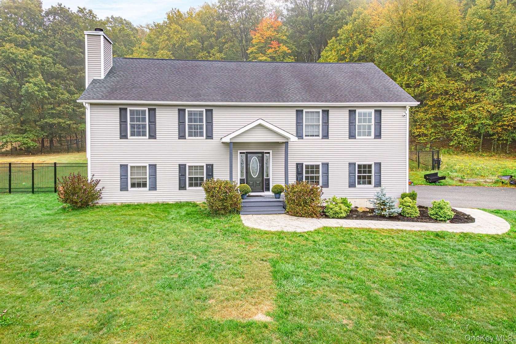 2.8 Acres of Residential Land with Home for Sale in Westtown, New York