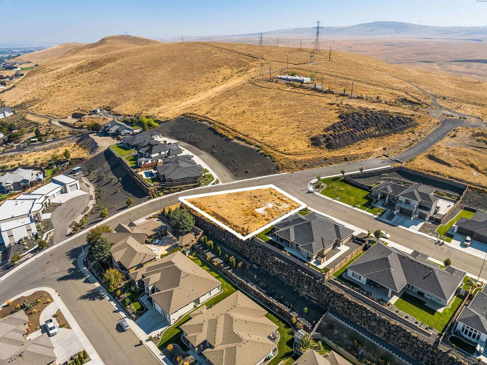 0.4 Acres of Residential Land for Sale in Kennewick, Washington