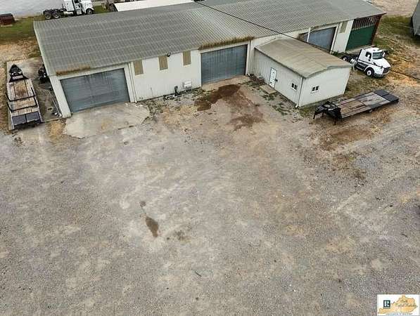 3.9 Acres of Commercial Land for Sale in Tompkinsville, Kentucky