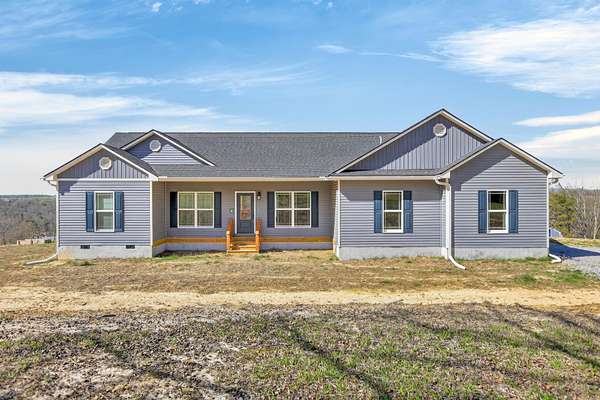 28 Acres of Land with Home for Sale in Pikeville, Tennessee