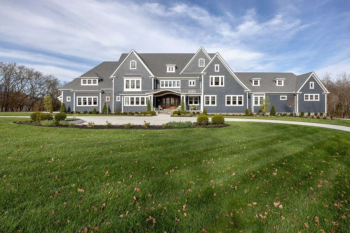 52 Acres of Recreational Land with Home for Sale in College Grove, Tennessee