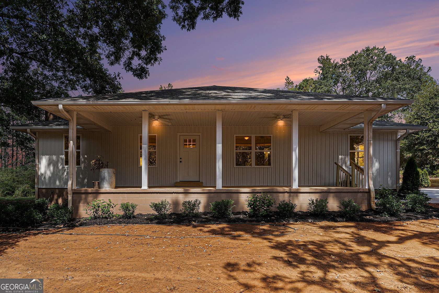 2 Acres of Residential Land with Home for Sale in Hampton, Georgia