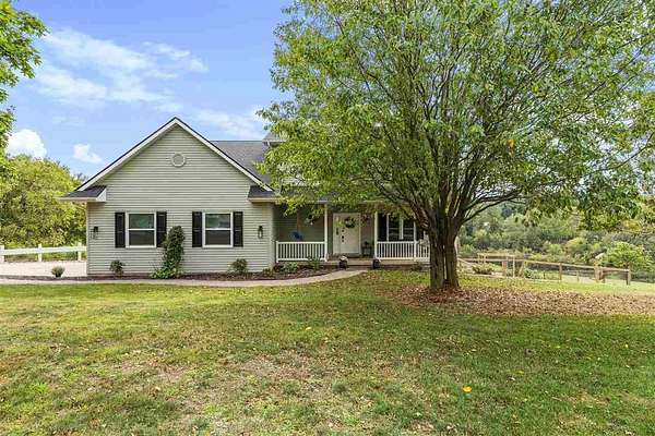 2.22 Acres of Residential Land with Home for Sale in Newport Township, Iowa