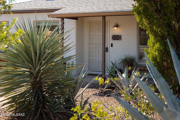 0.17 Acres of Residential Land with Home for Sale in Tucson, Arizona