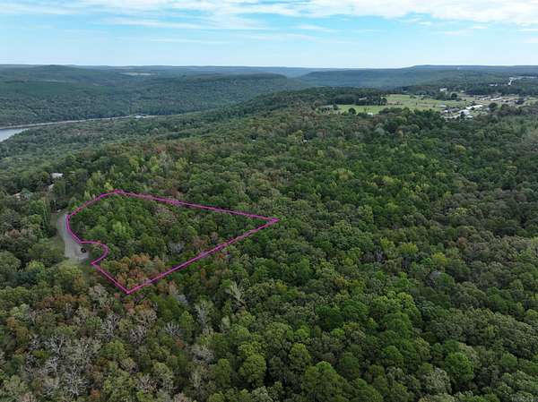 3.14 Acres of Residential Land for Sale in Higden, Arkansas