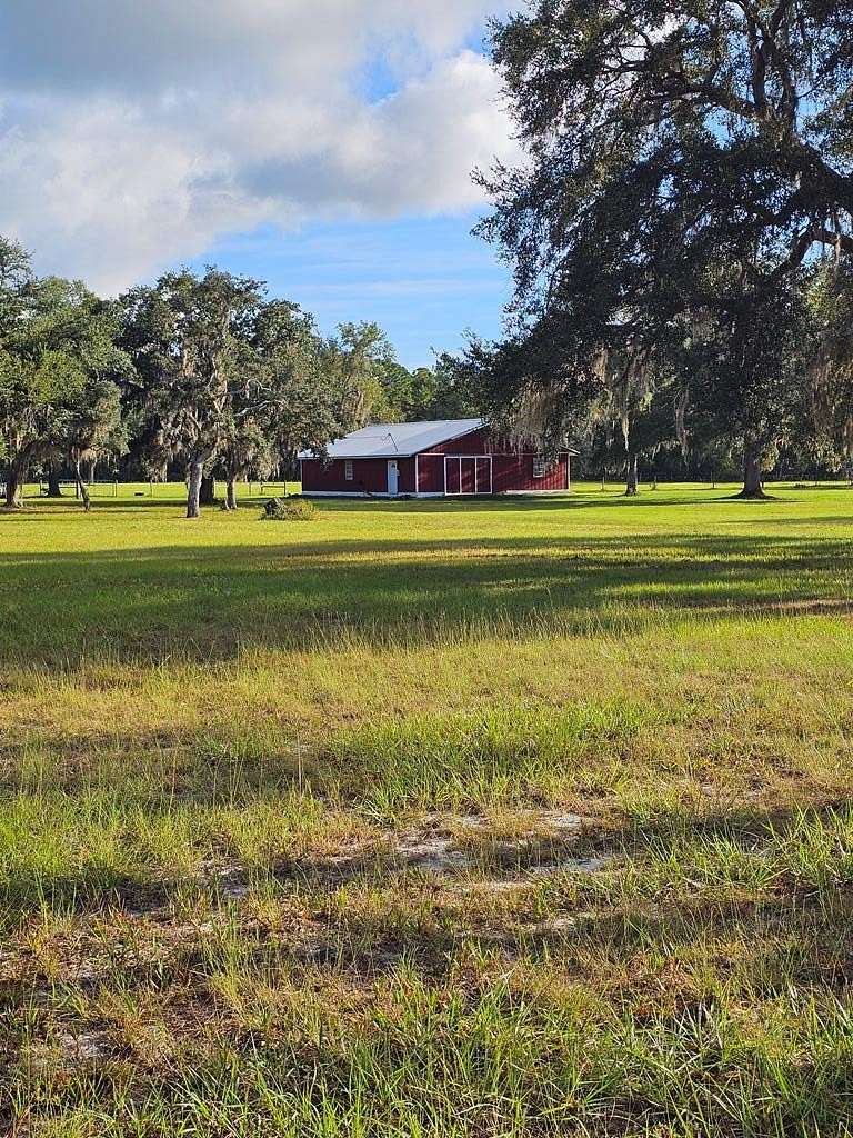 17.7 Acres of Agricultural Land for Sale in Cedar Key, Florida