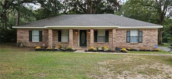 2.14 Acres of Residential Land with Home for Sale in Semmes, Alabama