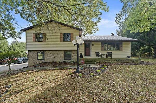 1.57 Acres of Residential Land with Home for Sale in Mantua, Ohio