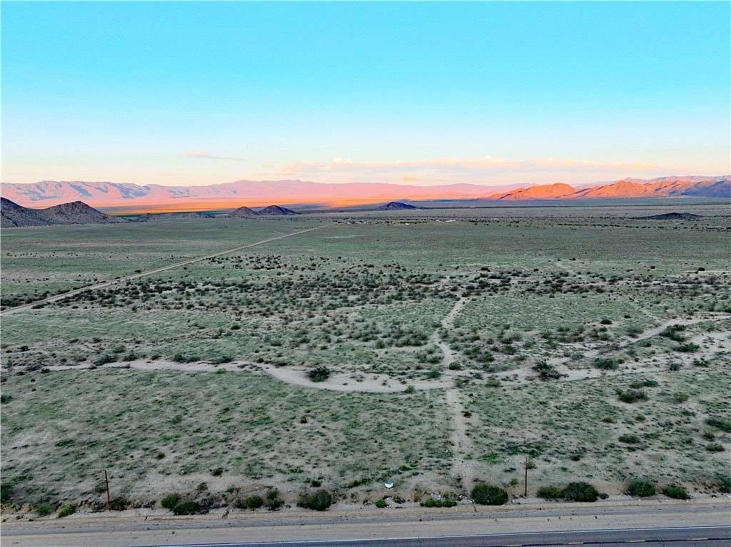 6 Acres of Land for Sale in Kingman, Arizona