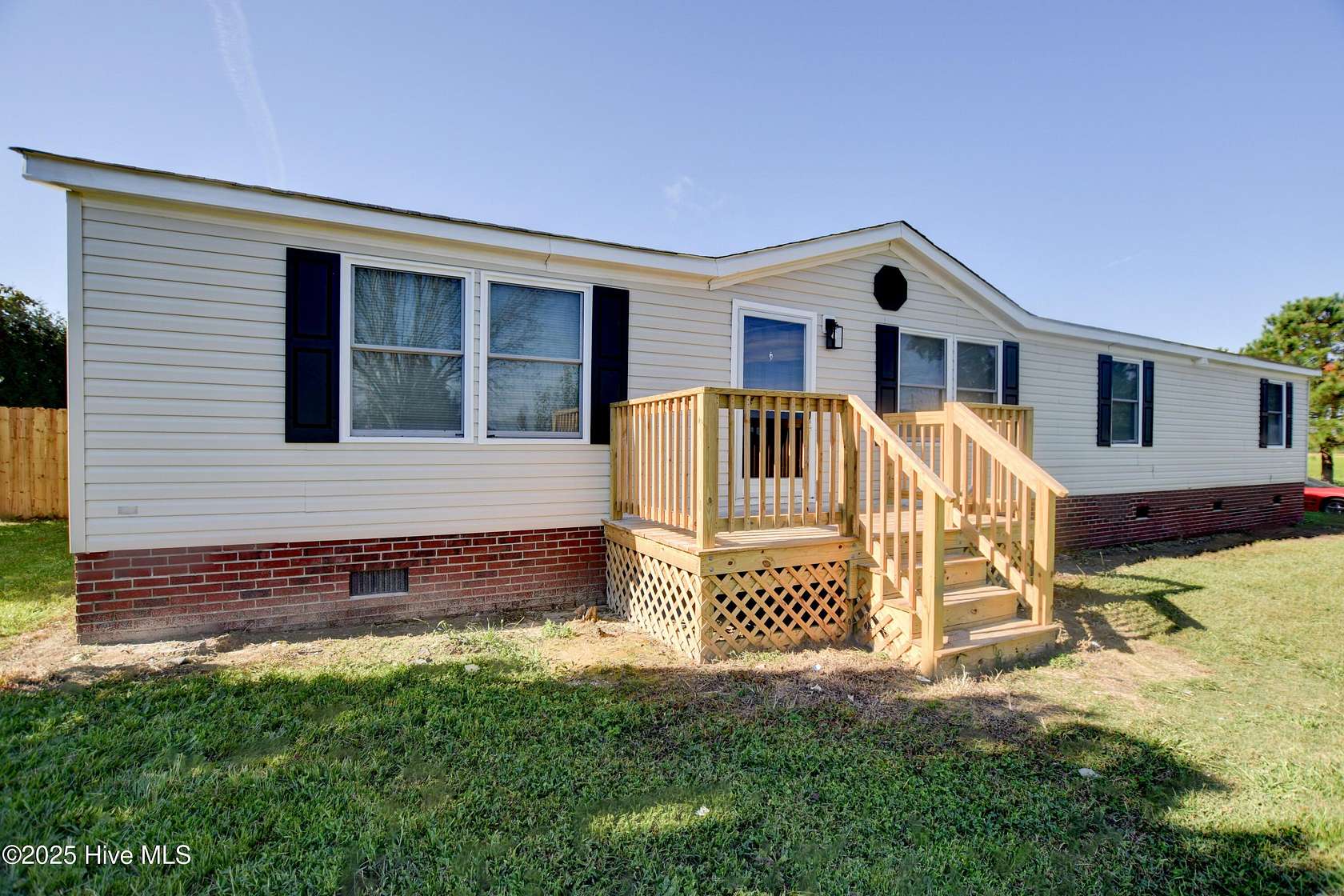 3.49 Acres of Residential Land with Home for Sale in Corapeake, North Carolina