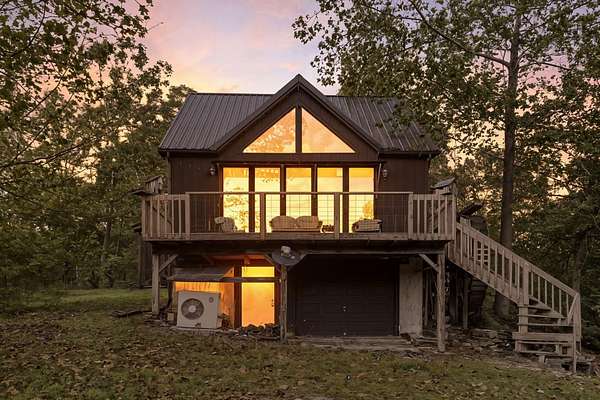 6.69 Acres of Residential Land with Home for Sale in Berea, Kentucky