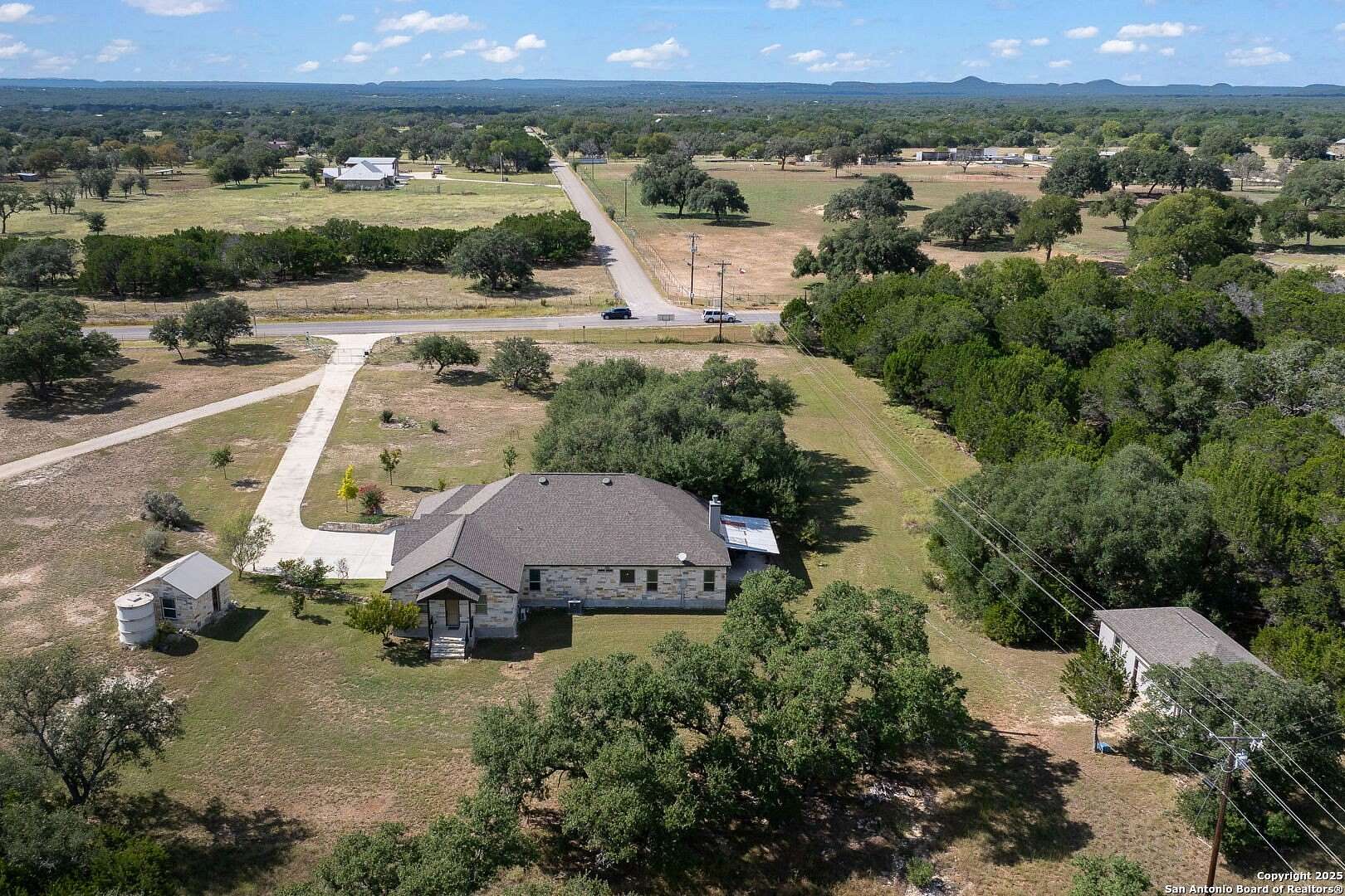 5.29 Acres of Residential Land with Home for Sale in Pipe Creek, Texas