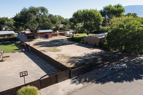 0.25 Acres of Land for Sale in Albuquerque, New Mexico