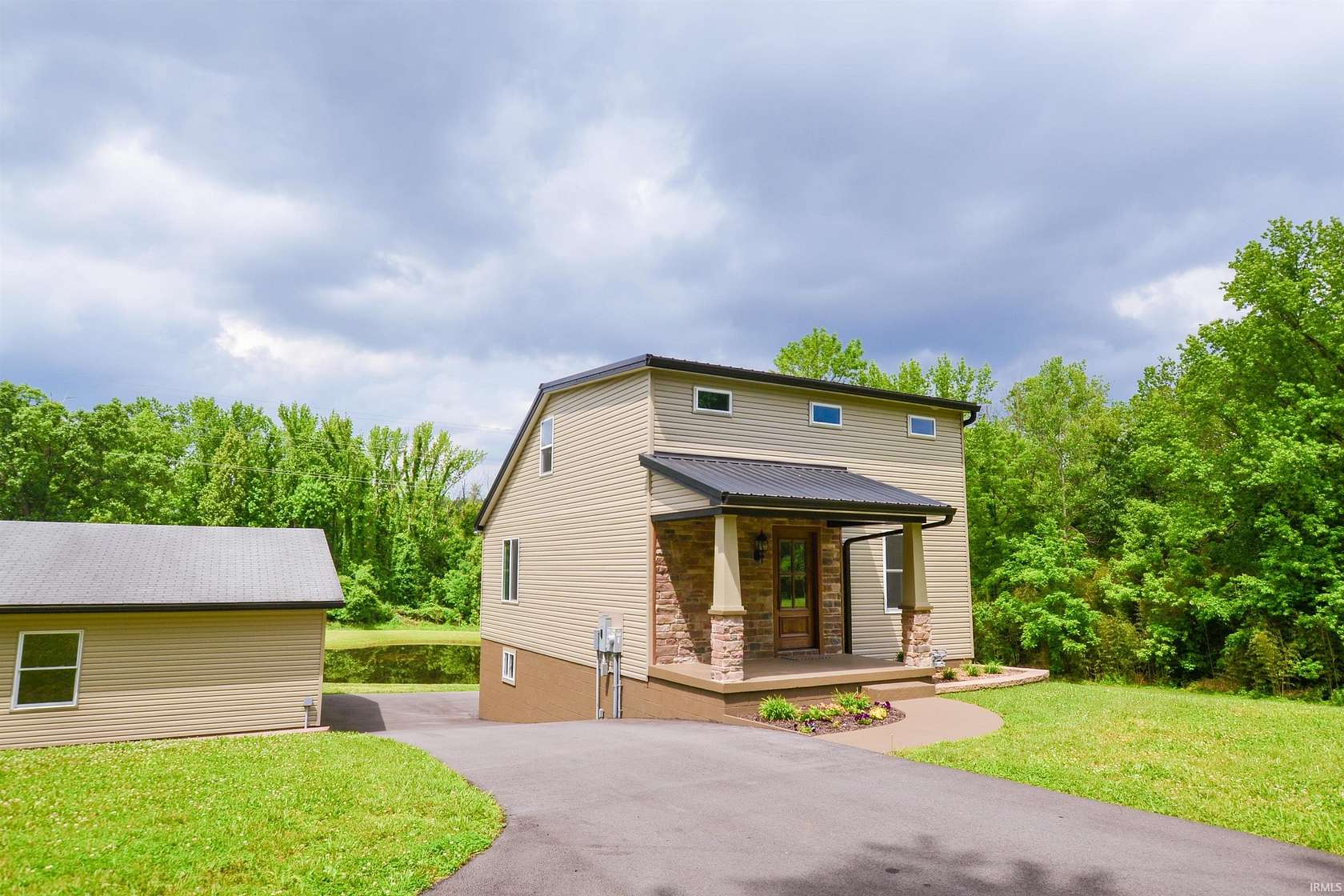 4.36 Acres of Residential Land with Home for Sale in Evansville, Indiana