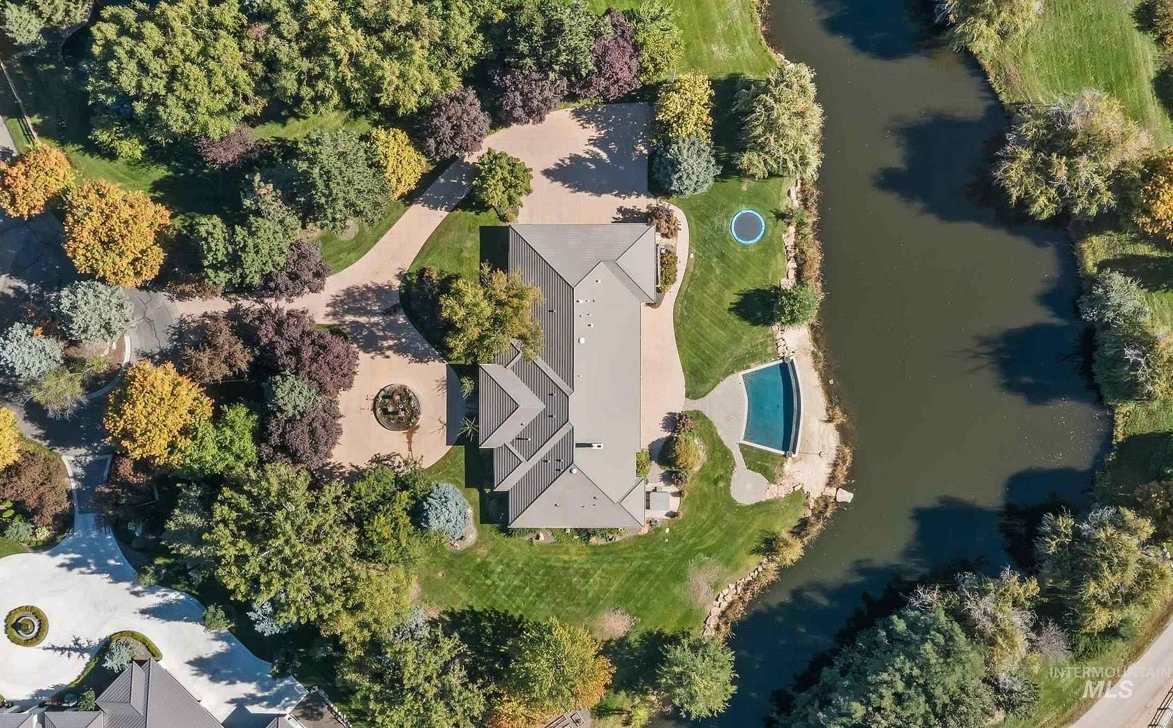 4.4 Acres of Residential Land with Home for Sale in Eagle, Idaho