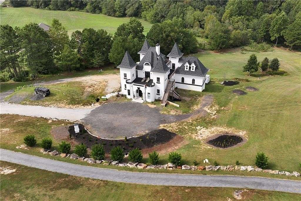 7 Acres of Residential Land with Home for Sale in Auburn, Georgia