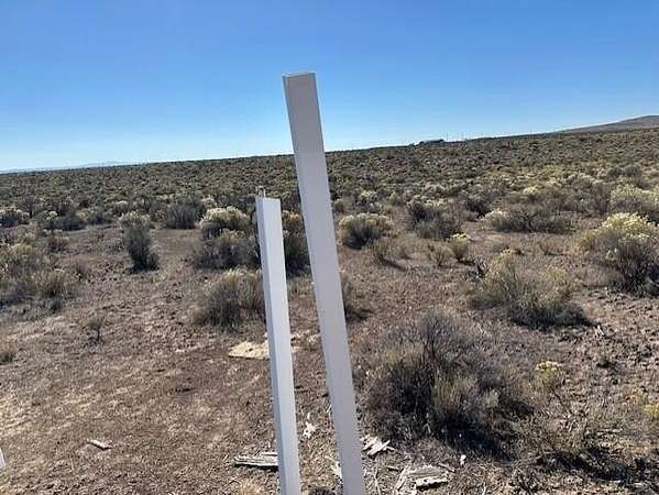 40 Acres of Agricultural Land for Sale in Christmas Valley, Oregon