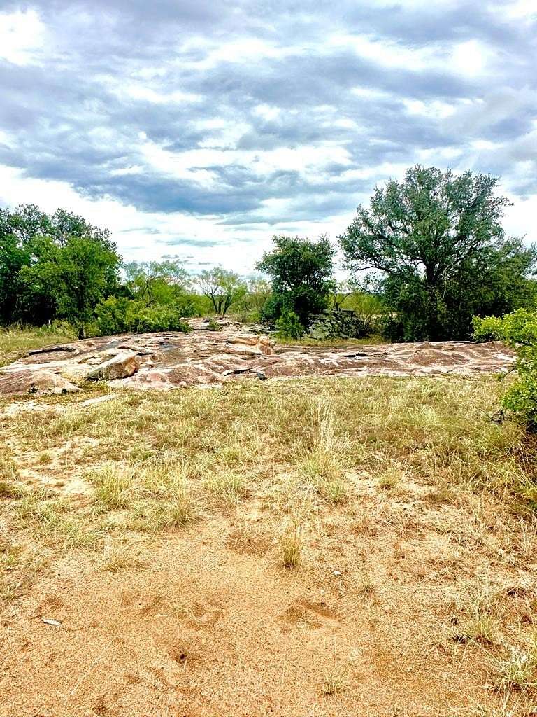 10 Acres of Residential Land for Sale in Art, Texas