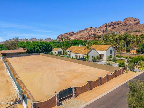 0.7 Acres of Residential Land for Sale in Phoenix, Arizona