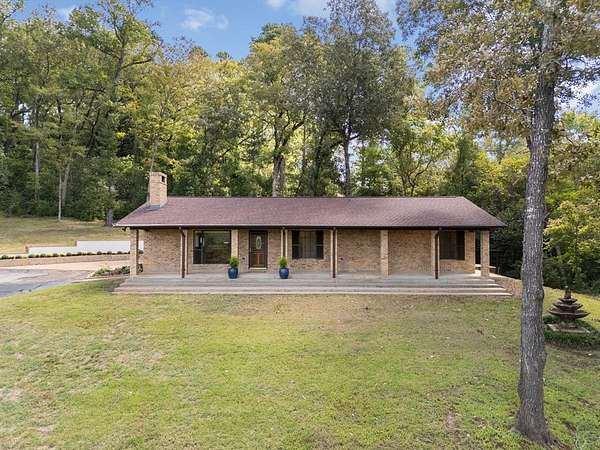 10.1 Acres of Land with Home for Sale in Nacogdoches, Texas