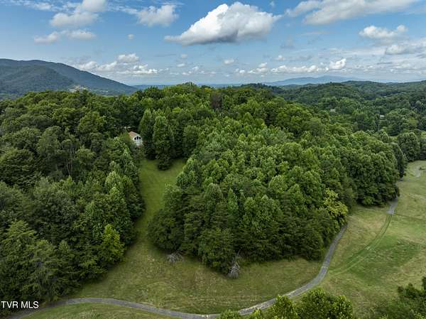 4 Acres of Residential Land for Sale in Unicoi, Tennessee