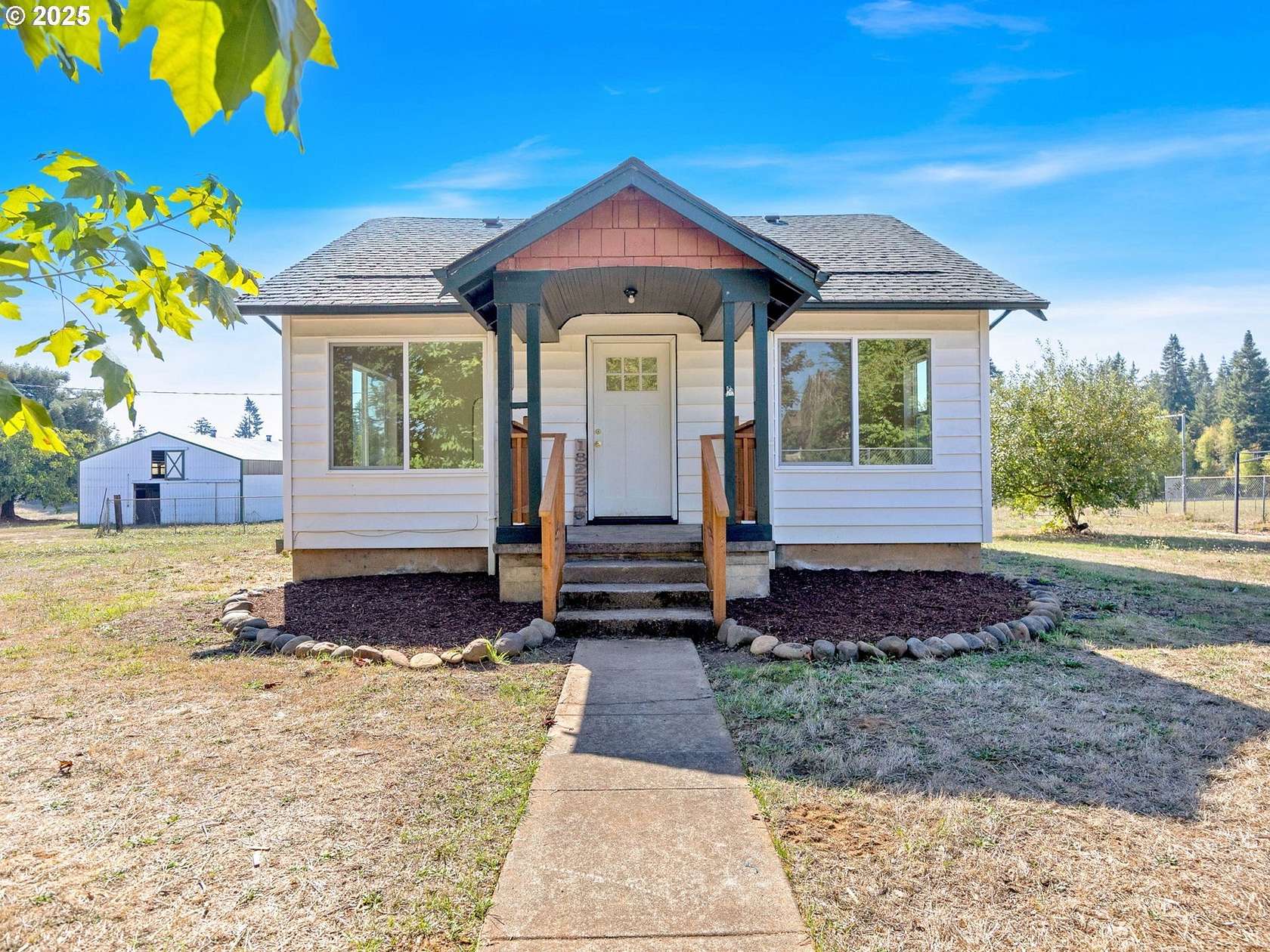 2 Acres of Residential Land with Home for Sale in Estacada, Oregon