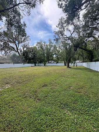 0.14 Acres of Land for Sale in Leesburg, Florida