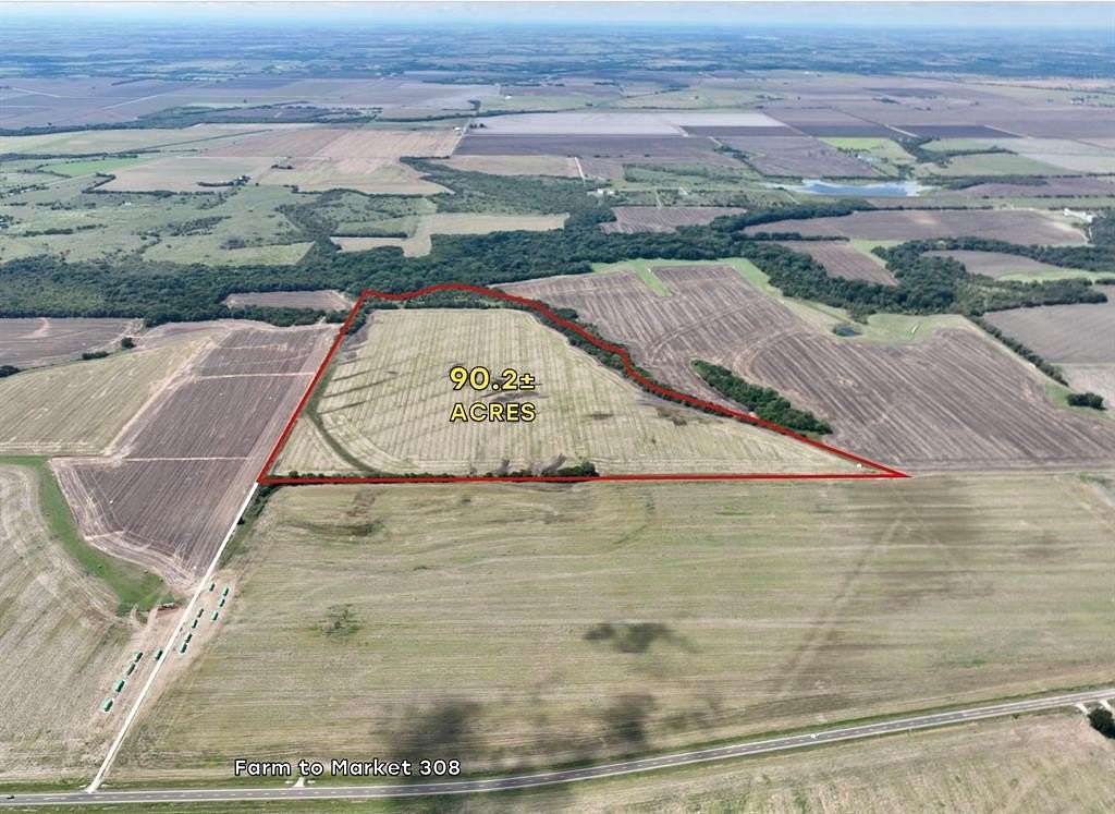 90.2 Acres of Recreational Land & Farm for Sale in Milford, Texas