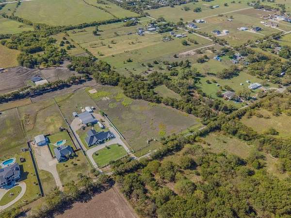 5 Acres of Agricultural Land for Sale in Sanger, Texas