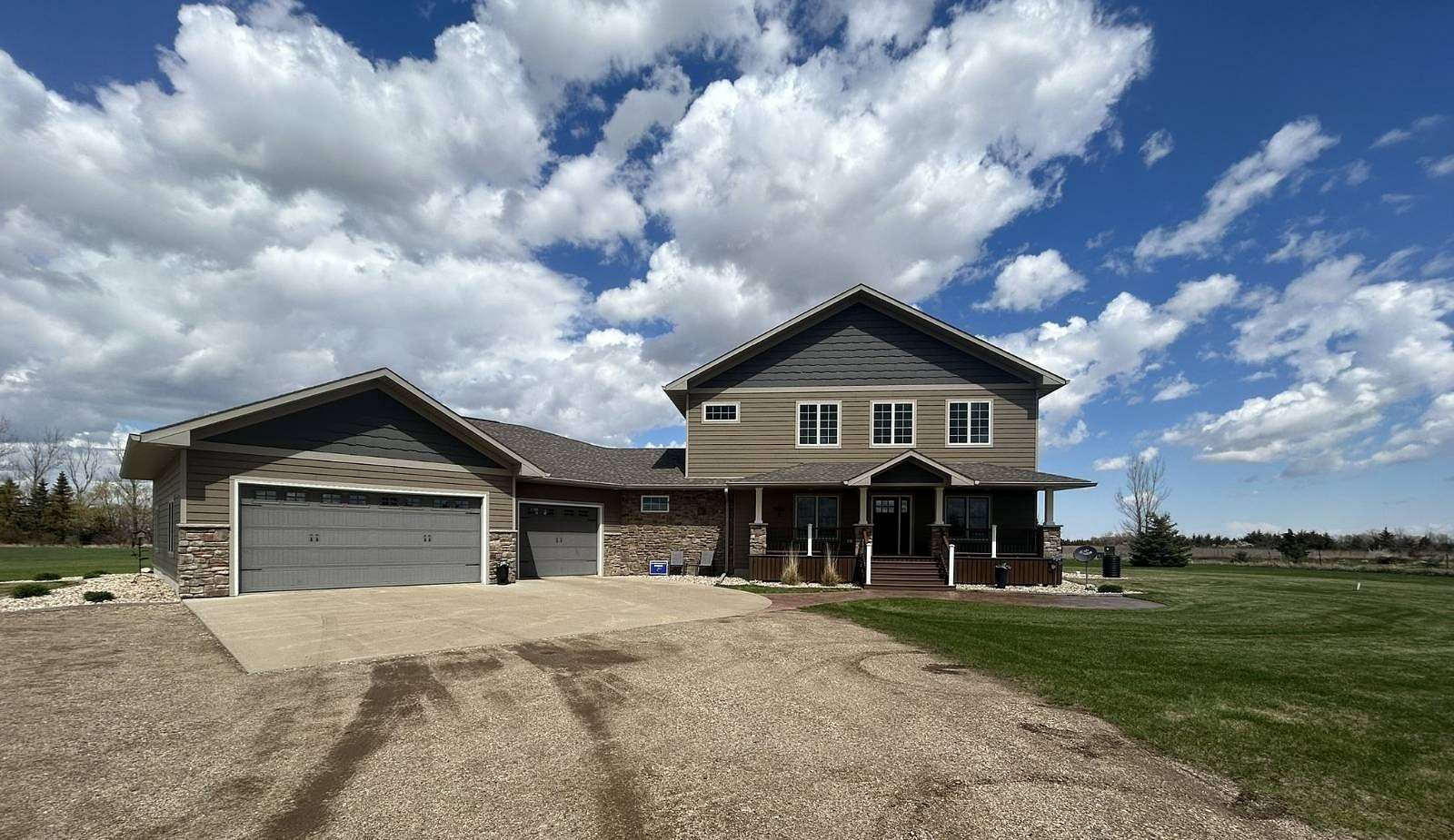 2 Acres of Residential Land with Home for Sale in Redfield, South Dakota