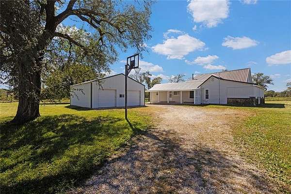 5 Acres of Residential Land with Home for Sale in Rantoul, Kansas