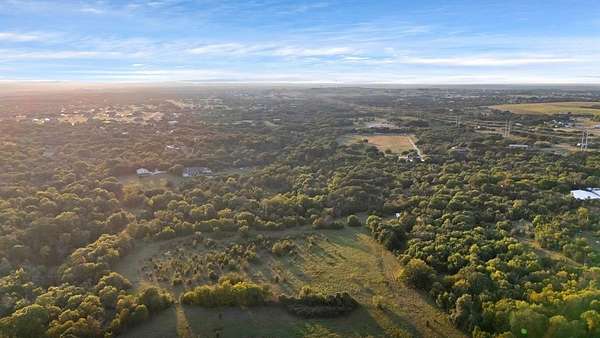 17.8 Acres of Land for Sale in Azle, Texas