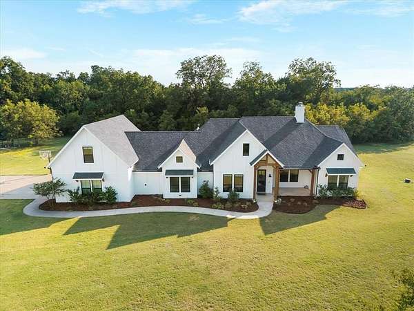 2.27 Acres of Residential Land with Home for Sale in Caddo Mills, Texas