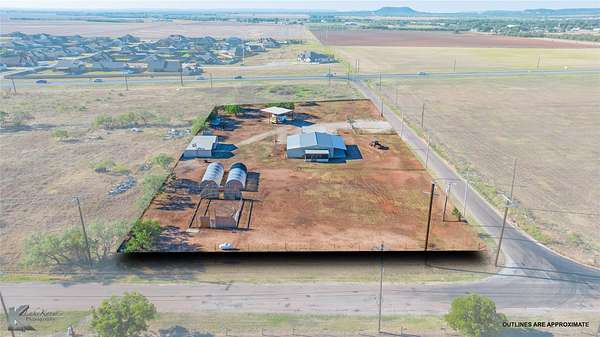 2.22 Acres of Mixed-Use Land for Sale in Tuscola, Texas