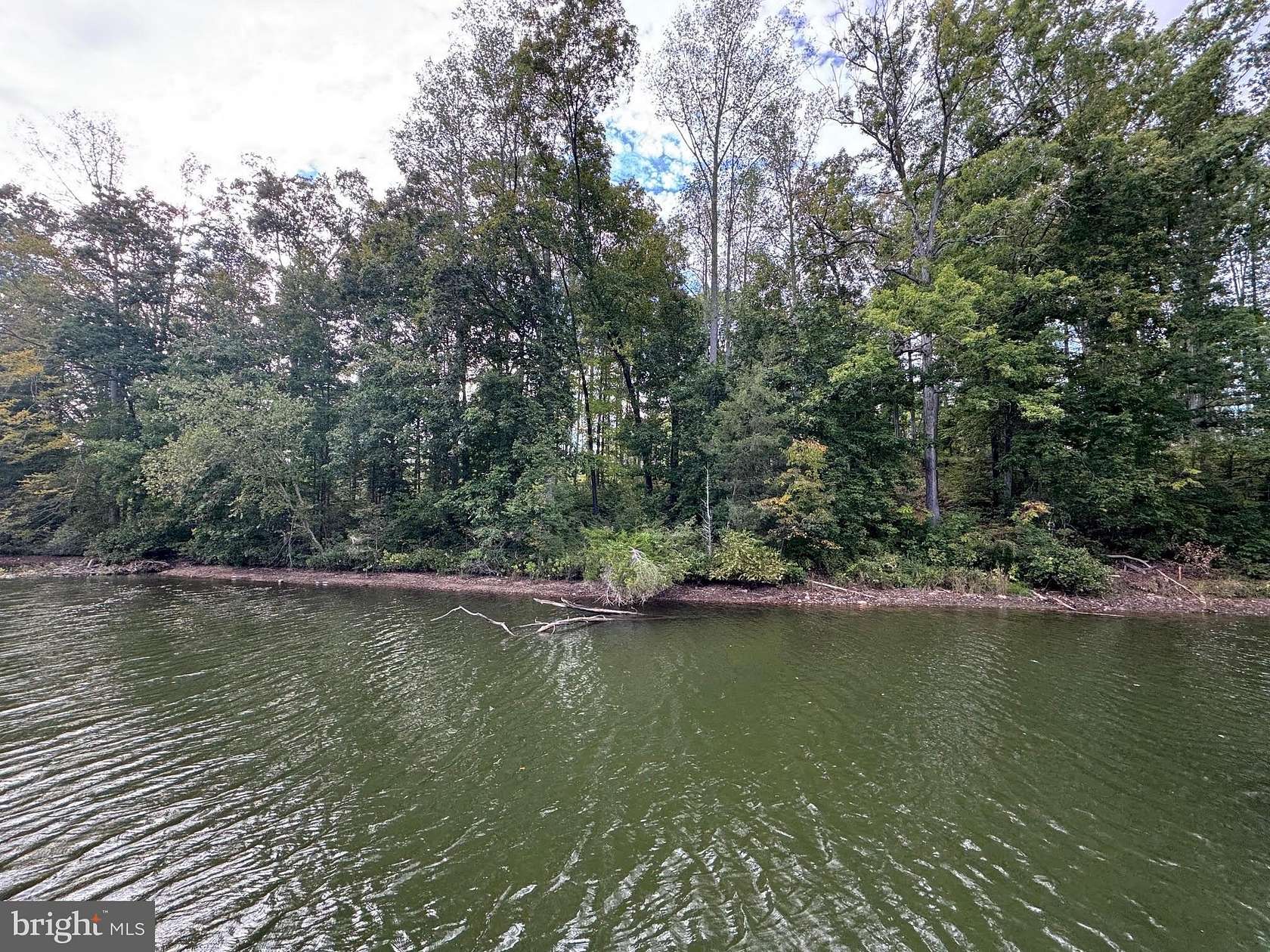 0.95 Acres of Residential Land for Sale in Mineral, Virginia